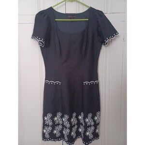 Betsey Johnson embroidered mini dress 4 black white flowers fitted preppy party